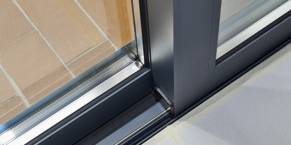 Puertas y Ventanas de Aluminio / PVC a medida en Badalona · Puertas Correderas Aluminio