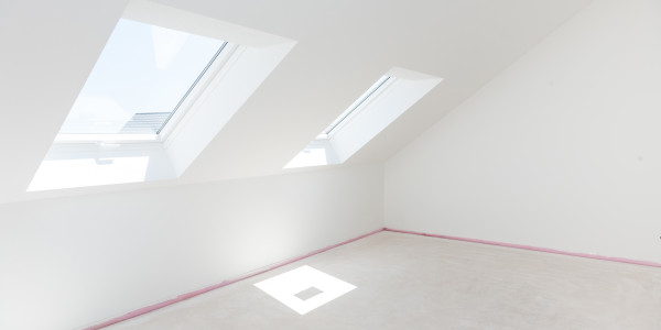 Puertas y Ventanas de Aluminio / PVC a medida en Badalona · Cierre Hermético