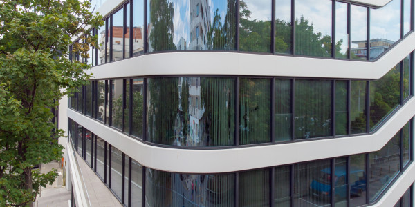 Fabricantes / Instaladores de Puertas y Ventanas de Aluminio / PVC en Badalona · Doble o Triple Vidrio